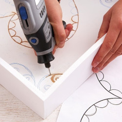 Fraise à graver Dremel Ø 2,4 mm – Lot de 3 pièces | DREMEL Fraise à graver Dremel Ø 2,4 mm – Lot de 3 pièces | DREMEL