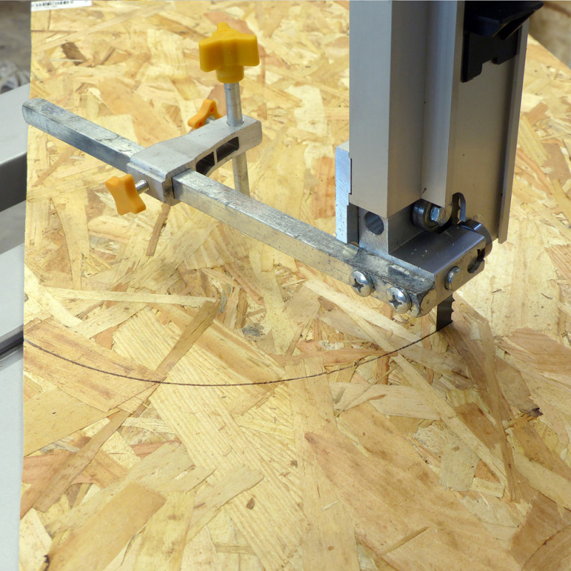 Scie à ruban EnergyBand-160ASP avec aspiration intégrée 750 W PEUGEOT