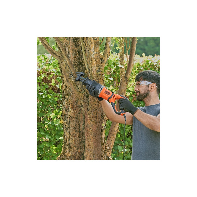 Scie sabre électrique BES301-QS 750 W BLACK+DECKER Scie sabre électrique BES301-QS 750 W BLACK+DECKER