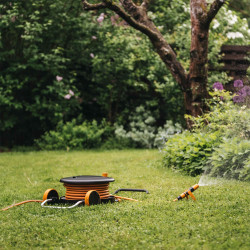 Dévidoir sur roues 30 m Ø 13 mm FISKARS Dévidoir sur roues 30 m Ø 13 mm FISKARS