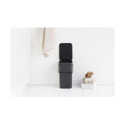 Poubelle manuelle Sort&Go grise 12 L BRABANTIA Poubelle manuelle Sort&Go grise 12 L BRABANTIA