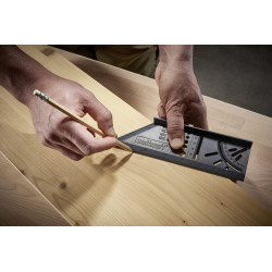 Equerre 3D pour coupes en biais WOLFCRAFT Equerre 3D pour coupes en biais WOLFCRAFT