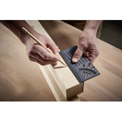 Equerre 3D pour coupes en biais WOLFCRAFT Equerre 3D pour coupes en biais WOLFCRAFT