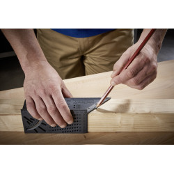 Equerre 3D pour coupes en biais WOLFCRAFT Equerre 3D pour coupes en biais WOLFCRAFT