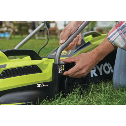 Tondeuse Électrique RYOBI RLM13E33S – Puissance 1300W | RYOBI

