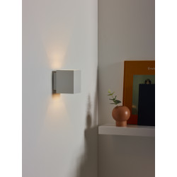 Applique Xera Carrée Blanche Dimmable – Éclairage LED | LUCIDE

