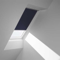 Store d'occultation manuel DKL S06 bleu marine VELUX