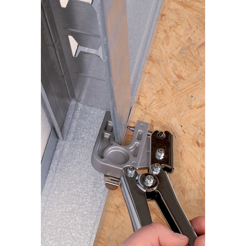 Pince à sertir profilé placo – Sertissage facile | WOLFCRAFT Pince à sertir profilé placo – Sertissage facile | WOLFCRAFT