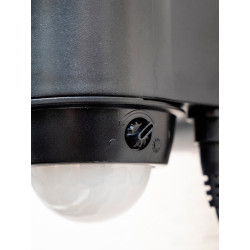 Projecteur mural solaire LED avec détecteur de mouvement 22 x 13,7 x 16,5 cm XANLITE Projecteur mural solaire LED avec détecteur de mouvement 22 x 13,7 x 16,5 cm XANLITE