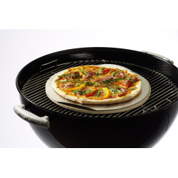 Pierre à pizza Weber 36,5 cm – Cuisson parfaite | WEBER
 Pierre à pizza Weber 36,5 cm – Cuisson parfaite | WEBER