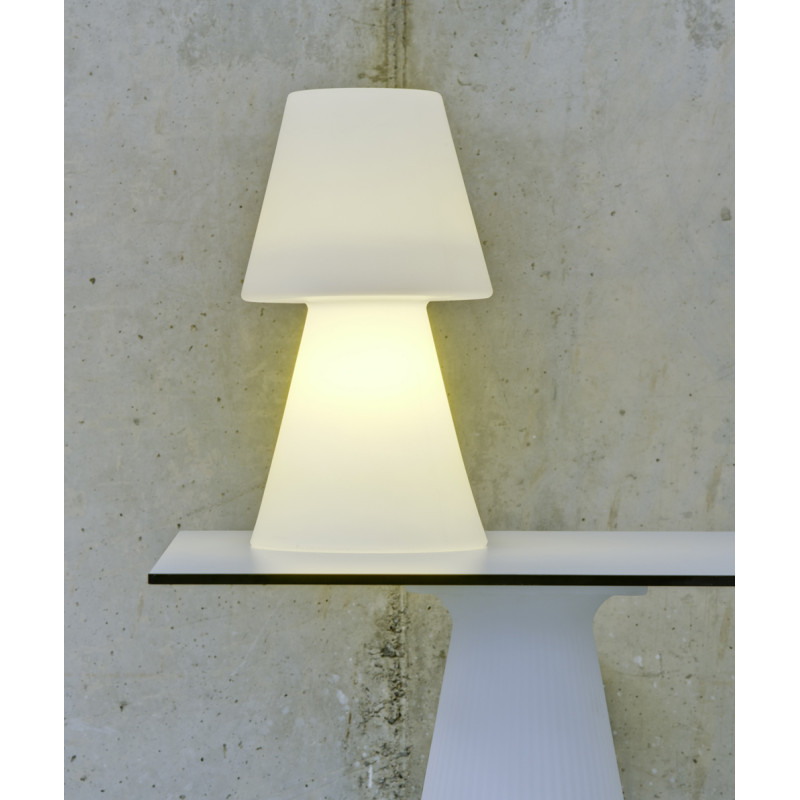 Lampe à poser LED Lola 45 RVB – Éclairage d'ambiance | NEWGARDEN

