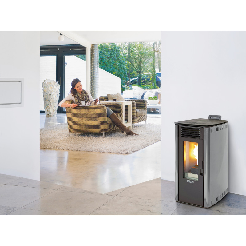 Poêle à pellets Fiorina 90 S-Line 9kW | QLIMA Poêle à pellets Fiorina 90 S-Line 9kW | QLIMA
