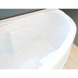 Baignoire d'angle Fany 135 x 135 cm ONDÉE Baignoire d'angle Fany 135 x 135 cm ONDÉE