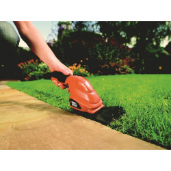 Cisaille à gazon BLACK+DECKER 3,6V – Taille facile | BLACK+DECKER Cisaille à gazon BLACK+DECKER 3,6V – Taille facile | BLACK+DECKER