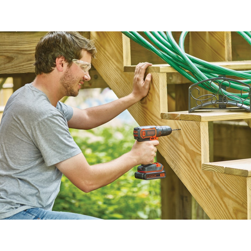 Perceuse-visseuse sans fil 18V avec chargeur et 2 batteries - BDCDC18KB-QW - BLACK+DECKER