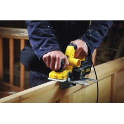 Rabot Électrique FME630K-QS 750W – Puissant & Précis | STANLEY FATMAX Rabot Électrique FME630K-QS 750W – Puissant & Précis | STANLEY FATMAX