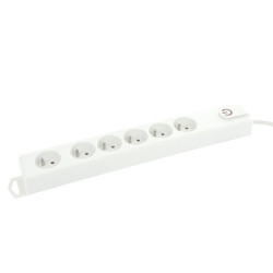 Multiprise 6 prises blanche avec interrupteur 3 m – Pratique | PROFILE