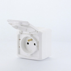 Prise étanche Forix LEGRAND – Installation facile | LEGRAND
