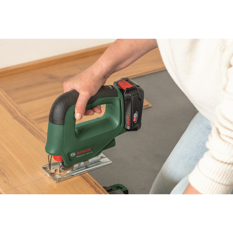 Scie sauteuse sur batterie EasySaw 18V-70 18 V BOSCH