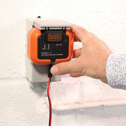 Chargeur de batterie 6 - 12 V 1,5 A BLACK+DECKER Chargeur de batterie 6 - 12 V 1,5 A BLACK+DECKER
