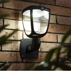 Applique murale extérieure LED solaire Gizmo noire avec détecteur de mouvements 345 lm 4,5 W SYLVANIA