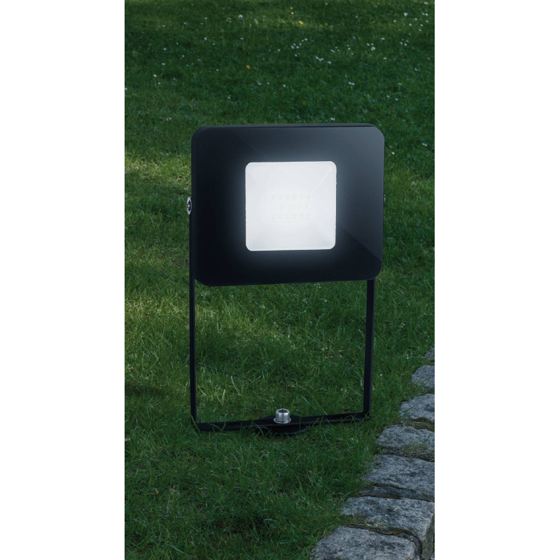 Projecteur LED Faedo 4 noir 10 W EGLO Projecteur LED Faedo 4 noir 10 W EGLO