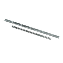 Cornière perforée 150x3cm – Renforcez vos étagères | PRACTO HOME