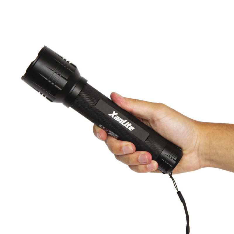 Lampe de poche LED noire 18 W XANLITE