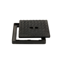 Couvercle Fonte Hydraulique 80x80cm – Robuste & Pratique | COBO GARDEN