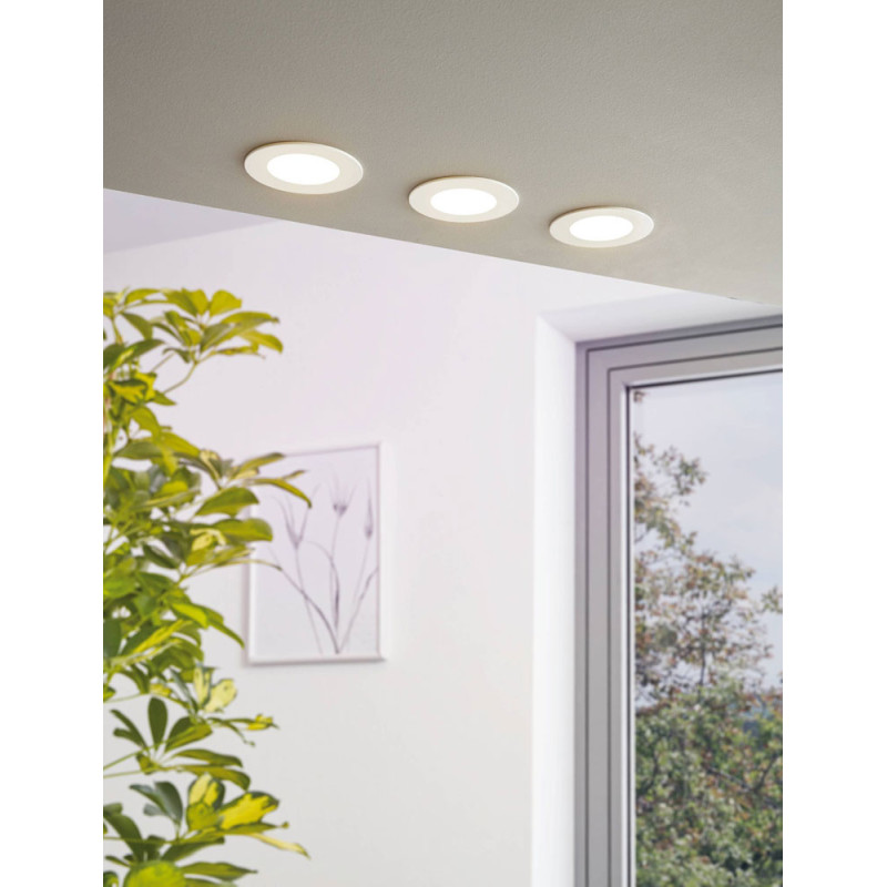 Spot encastrable LED Fueva-a blanc dimmable Ø 12 cm 5 W EGLO Spot encastrable LED Fueva-a blanc dimmable Ø 12 cm 5 W EGLO