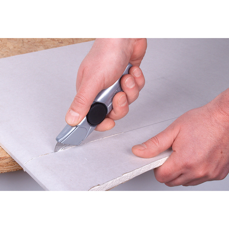 Cutter avec lame crochue pour plaque de plâtre WOLFCRAFT Cutter avec lame crochue pour plaque de plâtre WOLFCRAFT