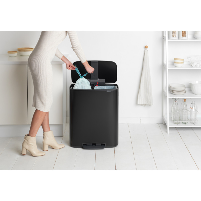 Poubelle de tri à pédale Bo noire 2 x 30 L BRABANTIA Poubelle de tri à pédale Bo noire 2 x 30 L BRABANTIA