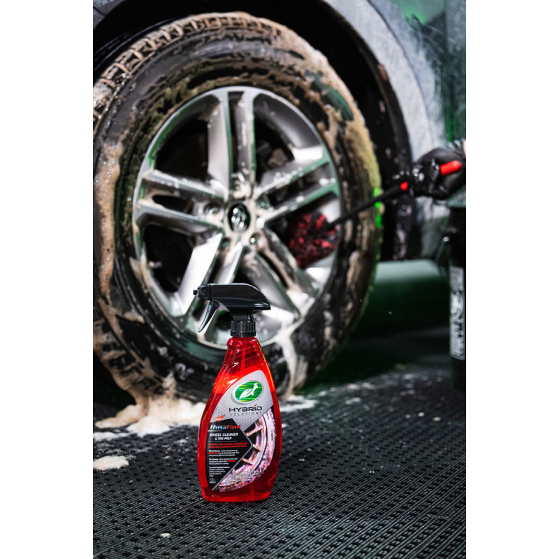 Nettoyant pour jantes et pneus hyper moussant Hybrid Solutions 0,769 L TURTLE WAX