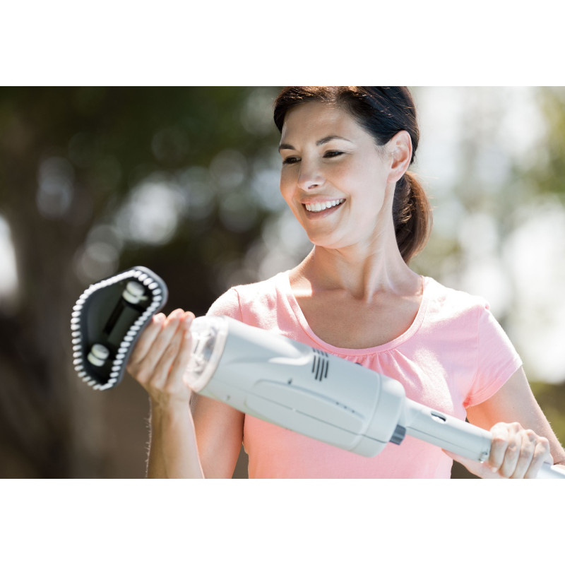 Nettoyeur sans fil INTEX – Piscine & Spa impeccable | INTEX

