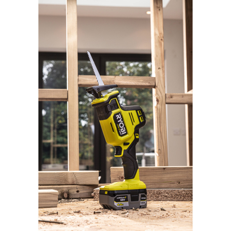 Scie sabre RYOBI One+ HP RRS18C-0 – Puissante et sans fil | RYOBI
 Scie sabre RYOBI One+ HP RRS18C-0 – Puissante et sans fil | RYOBI