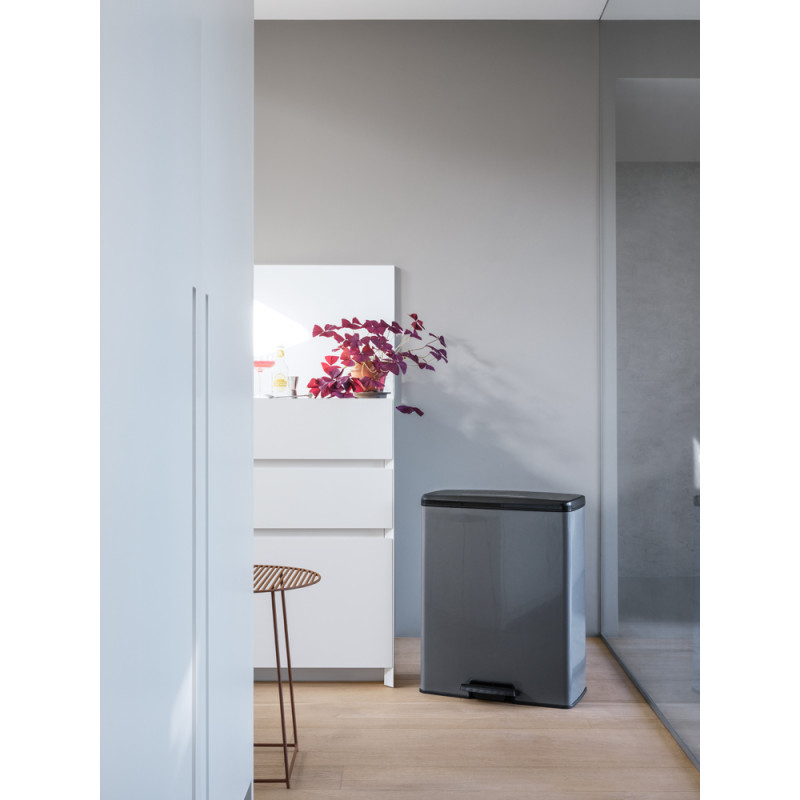 Poubelle à pédale Decobin grise 65 L CURVER