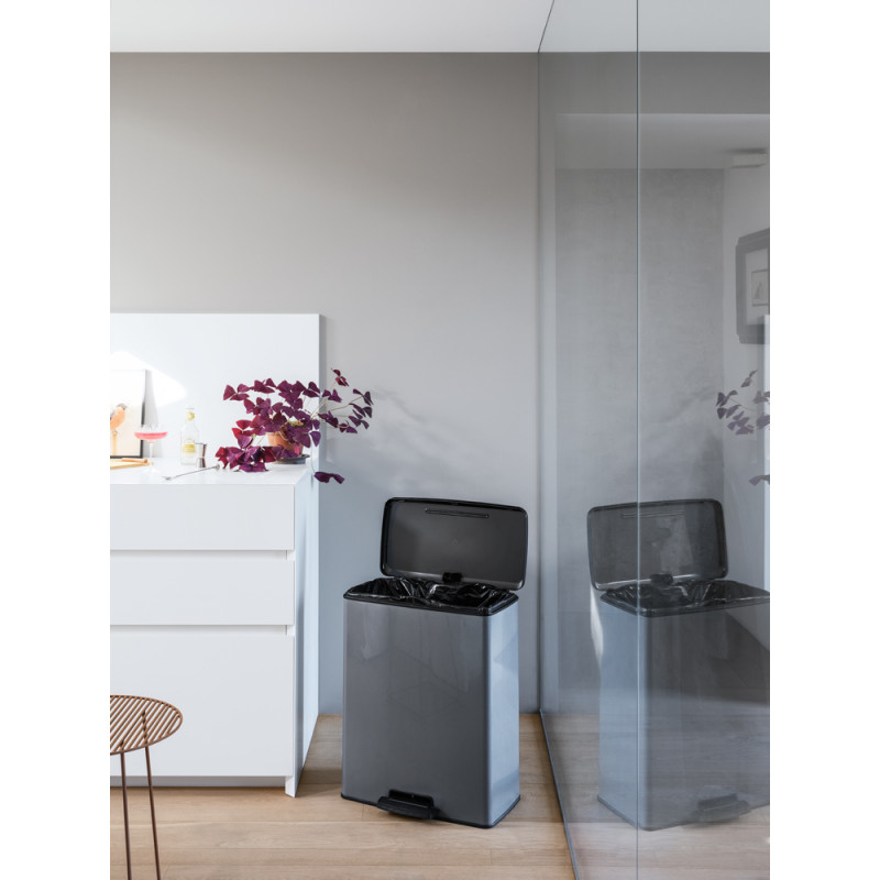 Poubelle à pédale Decobin grise 65 L CURVER
