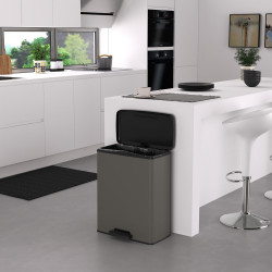 Poubelle à pédale Decobin grise 65 L CURVER