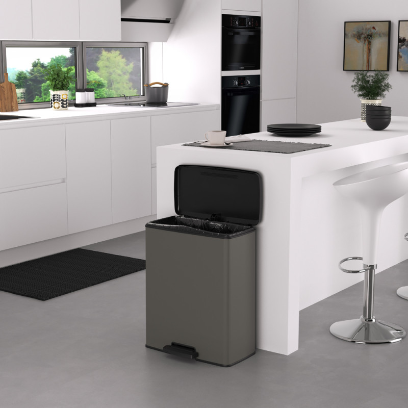 Poubelle à pédale Decobin grise 65 L CURVER