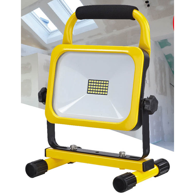 Projecteur LED sur batterie 1700 lm 20 W INVENTIV Projecteur LED sur batterie 1700 lm 20 W INVENTIV