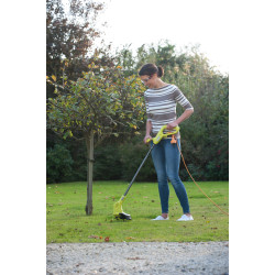 Coupe-bordure Électrique RYOBI RLT2925 – Jardin Net | RYOBI
 Coupe-bordure Électrique RYOBI RLT2925 – Jardin Net | RYOBI