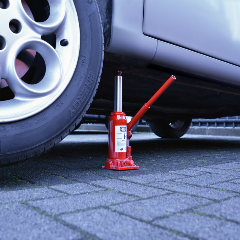 Cric hydraulique 3000 kg – Levage facile | CARPOINT