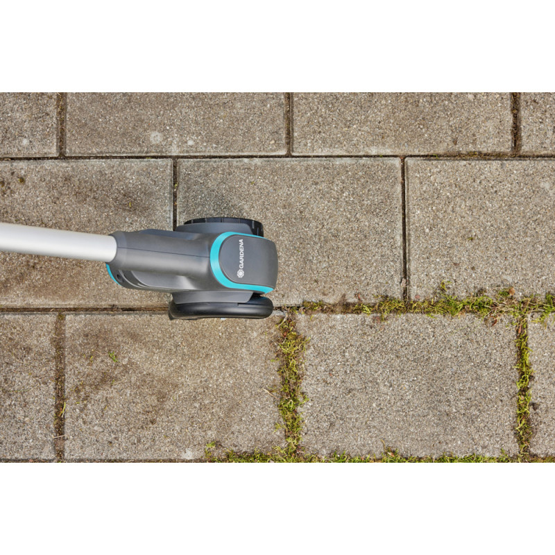 Brosse de désherbage sur batterie EasyWeed 18 V 2 Ah GARDENA Brosse de désherbage sur batterie EasyWeed 18 V 2 Ah GARDENA