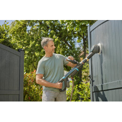Nettoyeur de terrasse sur batterie AquaBrush Universal 18 V 2,5 Ah GARDENA Nettoyeur de terrasse sur batterie AquaBrush Universal 18 V 2,5 Ah GARDENA