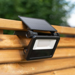 Projecteur LED solaire avec détecteur de mouvement noir 1600 lm 3,7 V XANLITE Projecteur LED solaire avec détecteur de mouvement noir 1600 lm 3,7 V XANLITE
