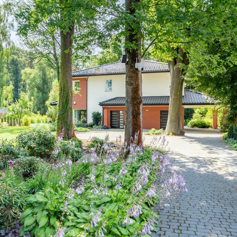 Caméra extérieure rotative 4G avec panneau solaire DIO Caméra extérieure rotative 4G avec panneau solaire DIO