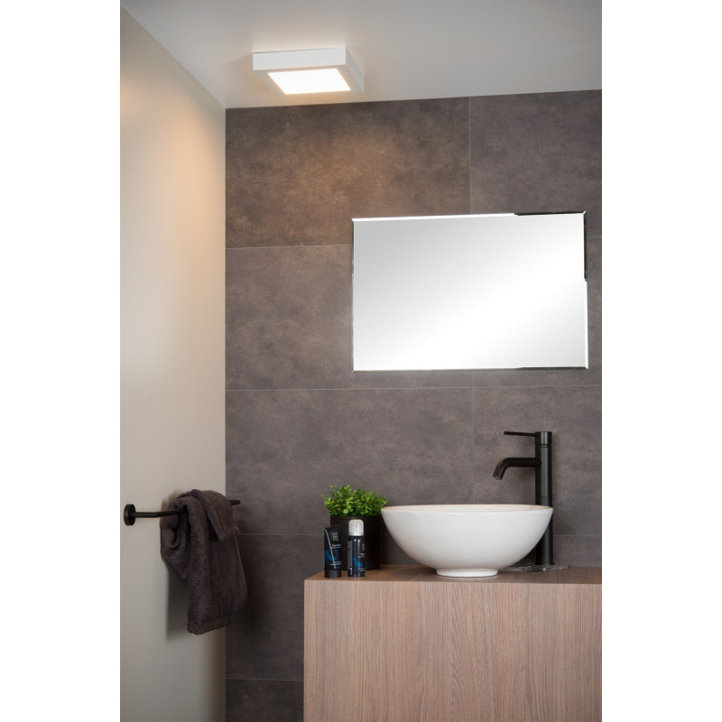 Plafonnier LED pour salle de bain Brice carré blanc 1300 lm 22 W LUCIDE