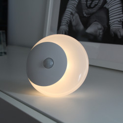 Veilleuse LED sur batterie avec détecteur de mouvement CHACON Veilleuse LED sur batterie avec détecteur de mouvement CHACON