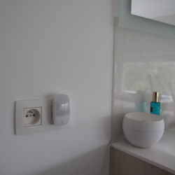 Veilleuse LED mini avec capteur crépusculaire CHACON Veilleuse LED mini avec capteur crépusculaire CHACON