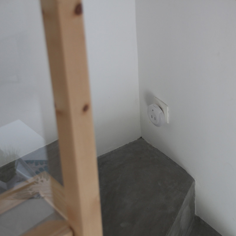 Veilleuse avec prise USB et capteur crépusculaire CHACON